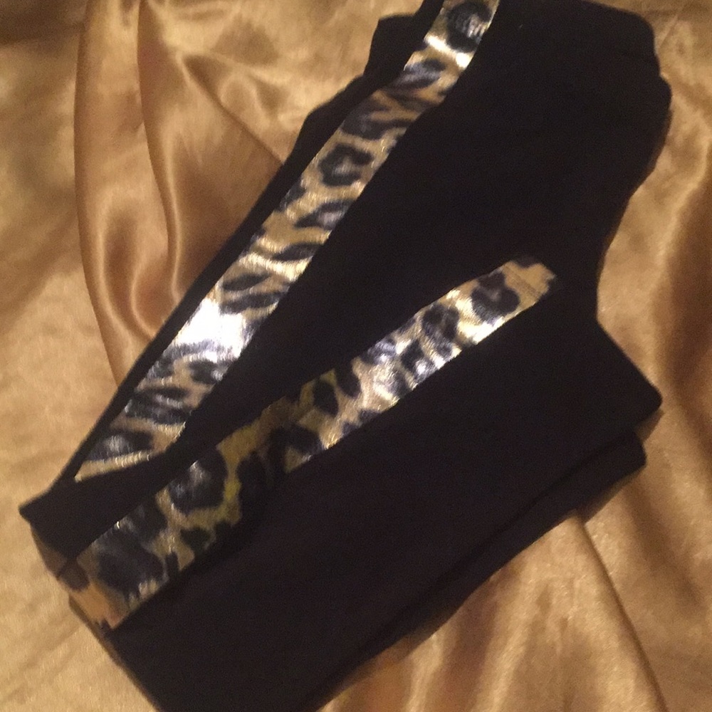🎀HOST PICK🎀Eric Threads Mix and Match Sets - Picture 3 of 4